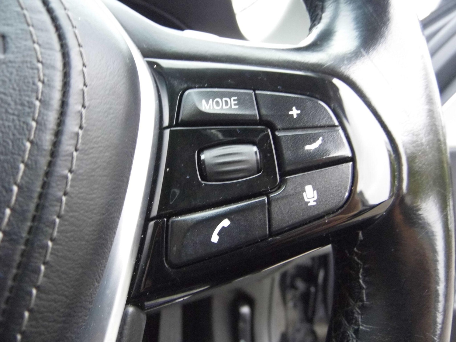 Used BMW 5 Series 2017 for sale - 76295977: Photo 17
