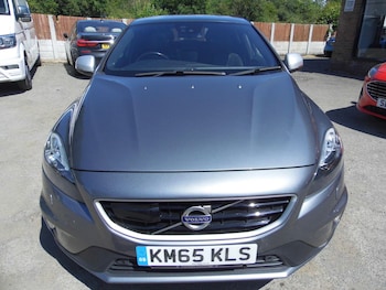 Used Volvo V40 2015 for sale - 79106205: Photo