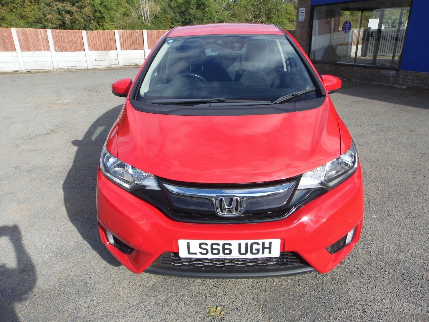Used Honda Jazz 2016 for sale - 76060277: Photo 2