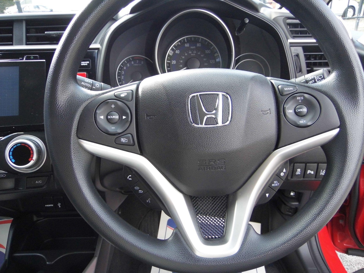 Used Honda Jazz 2016 for sale - 76060277: Photo 27