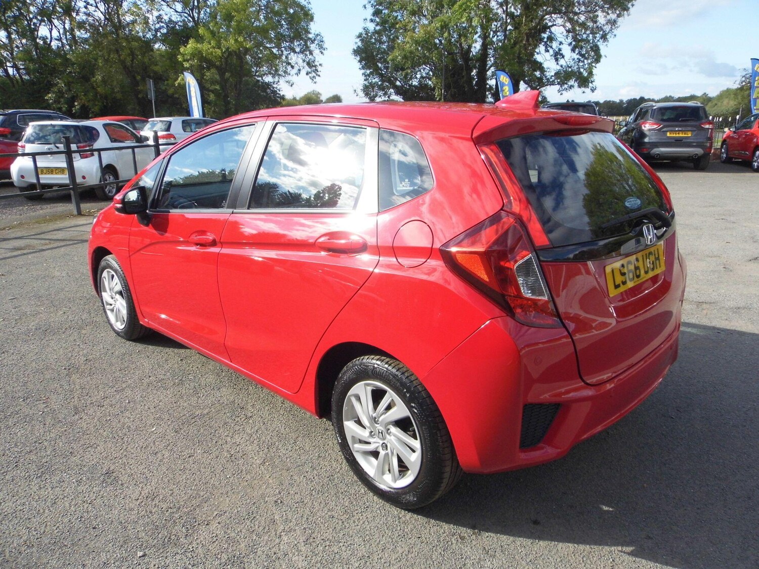 Used Honda Jazz 2016 for sale - 76060277: Photo 4