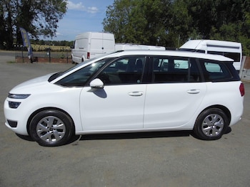 Used Citroen Grand C4 Picasso 2016 for sale - 79472159: Photo