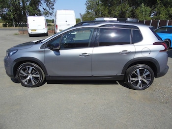 Used Peugeot 2008 2018 for sale - 79496780: Photo