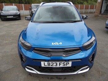 Used Kia Stonic 2023 for sale - 75906218: Photo