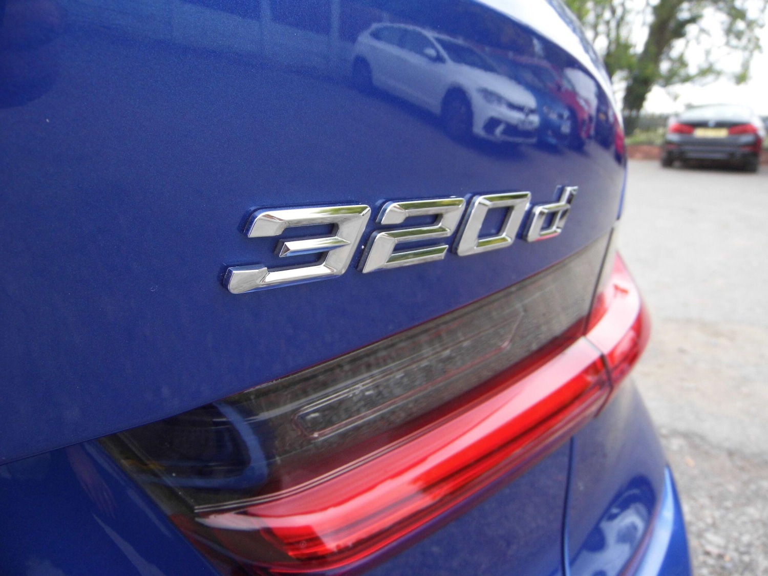 Used BMW 3 Series 2019 for sale - 76227176: Photo 12