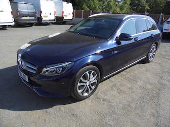 Used Mercedes-Benz C Class 2016 for sale - 79337237: Photo
