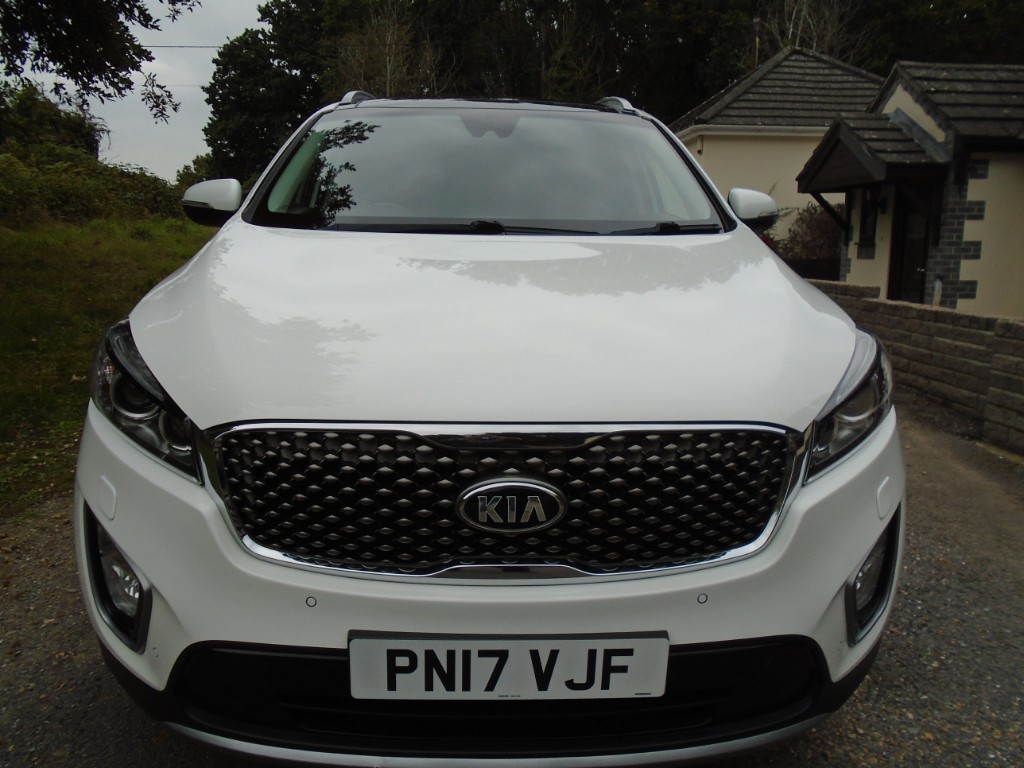 Used Kia Sorento 2017 for sale - 76413869: Photo 2