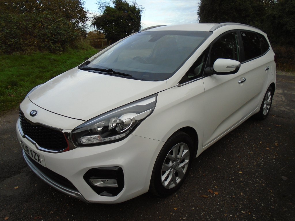 Used Kia Carens 2018 for sale - 76571335: Photo 16