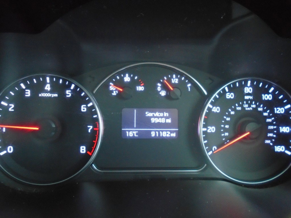 Used Kia Carens 2018 for sale - 76571335: Photo 3