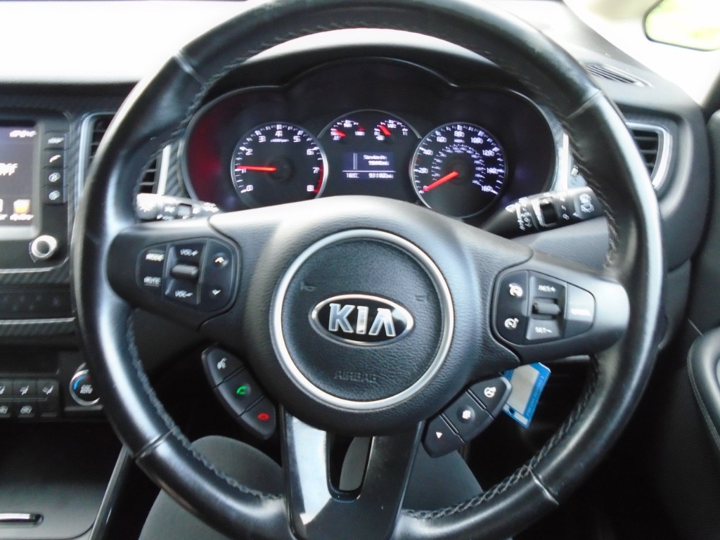 Used Kia Carens 2018 for sale - 76571335: Photo 6