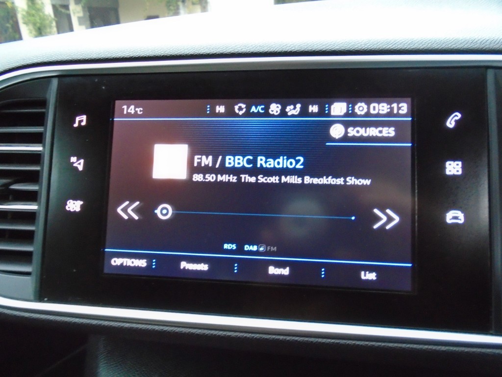 Used Peugeot 308 2018 for sale - 76426534: Photo 19