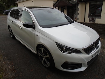 2018 - 2.0 BlueHDi 180 GT 5dr EAT8