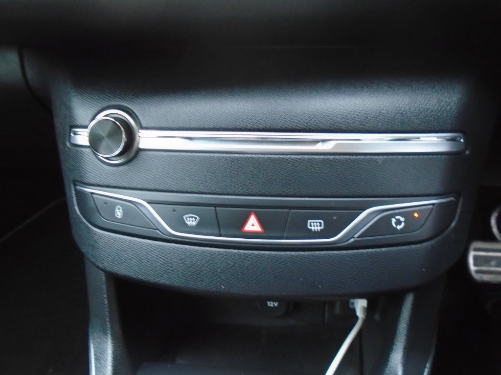 Used Peugeot 308 2018 for sale - 76426534: Photo 22