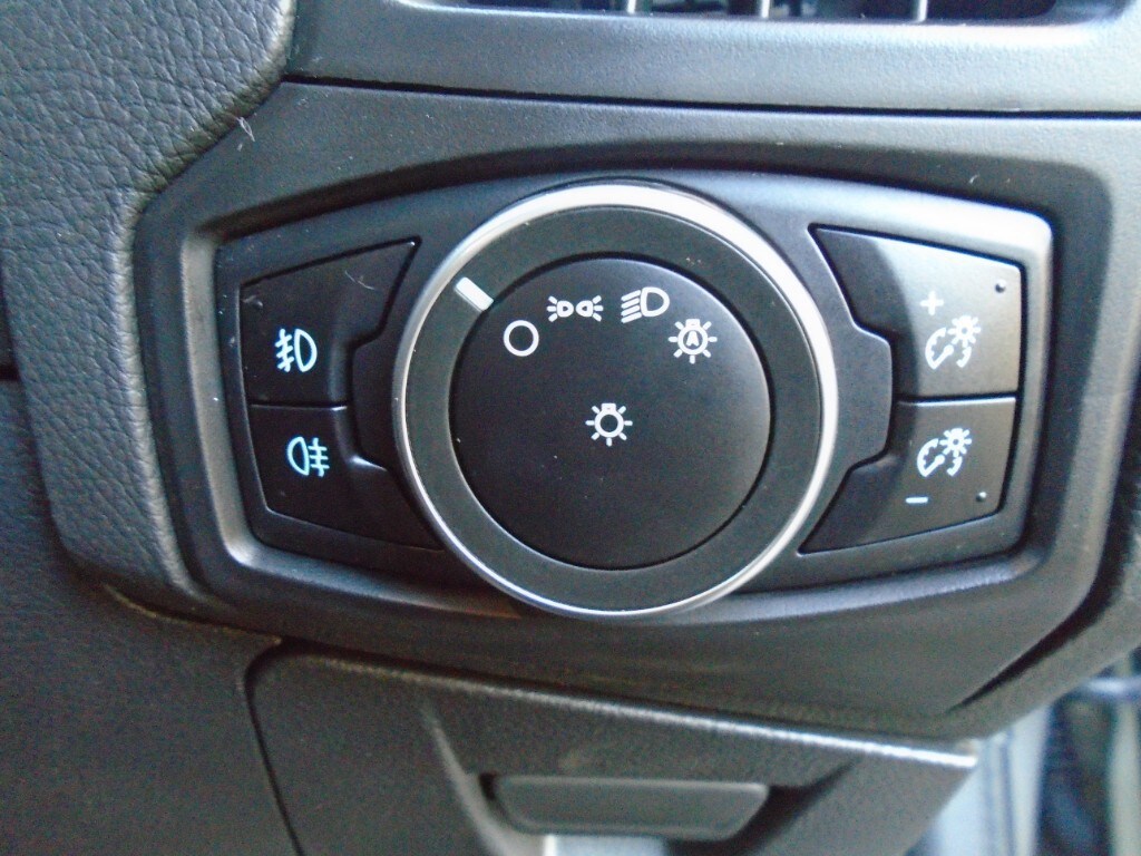 Used Ford Focus 2018 for sale - 76627435: Photo 16