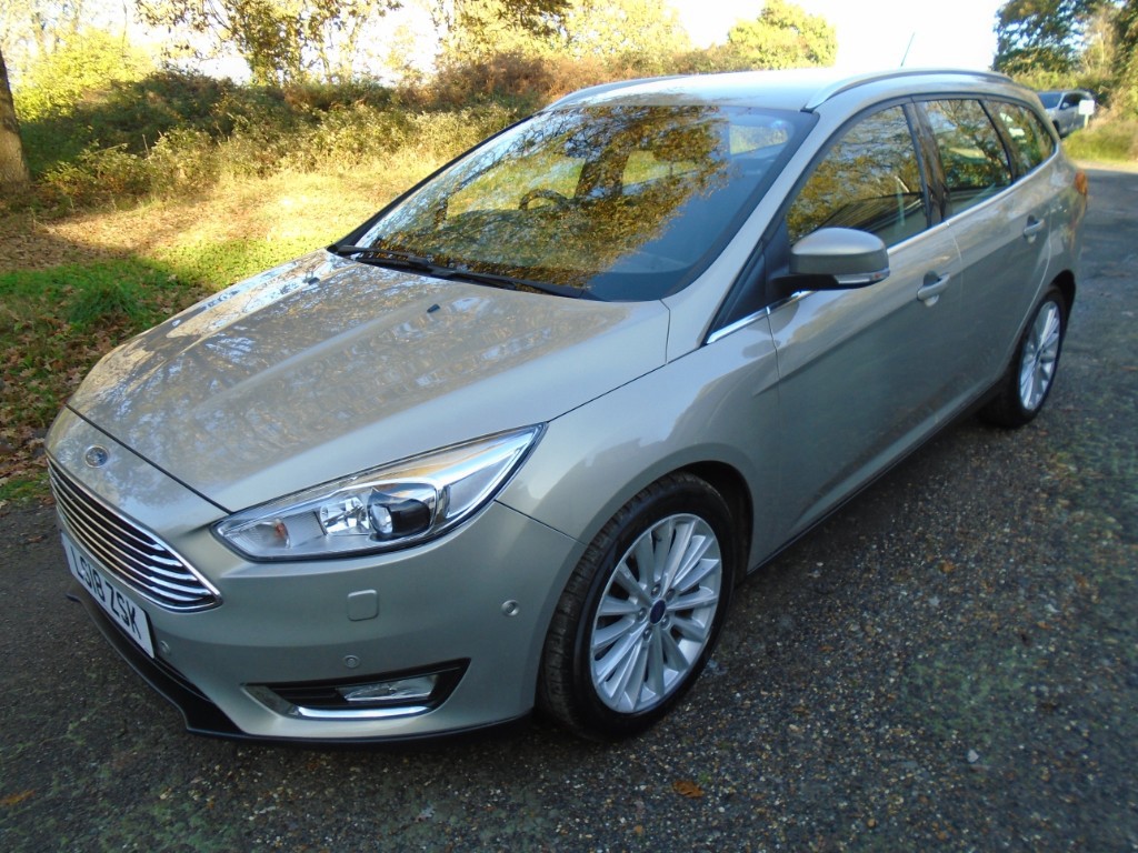 Used Ford Focus 2018 for sale - 76627435: Photo 3