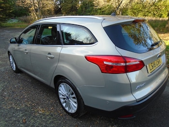 Used Ford Focus 2018 for sale - 76627435: Photo