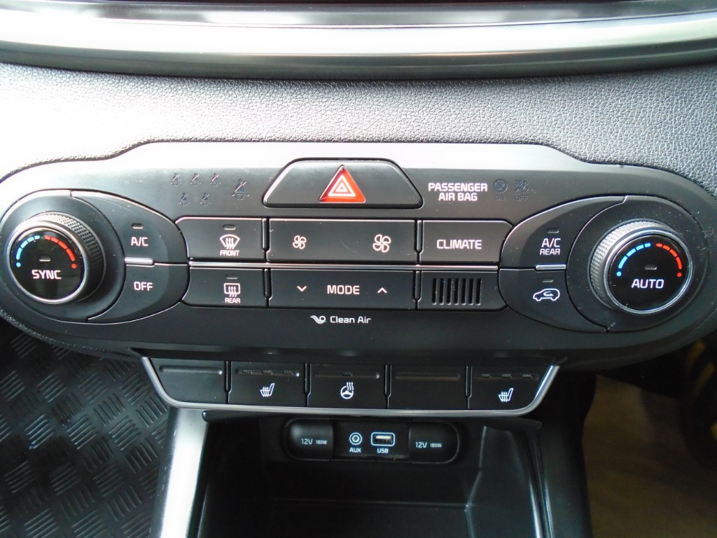 Used Kia Sorento 2015 for sale - 76413864: Photo 21