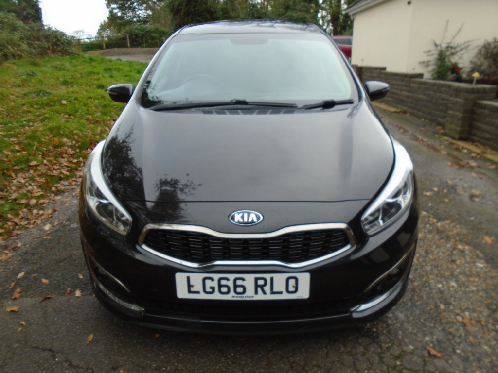 Used Kia Ceed 2016 for sale - 76606050: Photo 2
