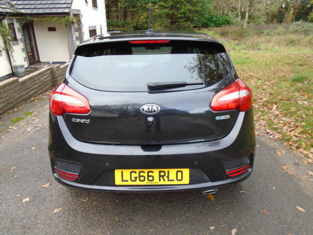 Used Kia Ceed 2016 for sale - 76606050: Photo 5