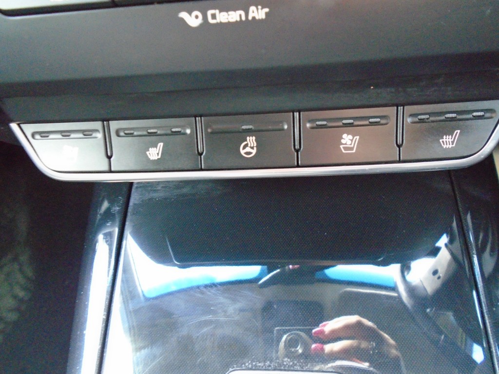 Used Kia Sorento 2015 for sale - 76413872: Photo 32