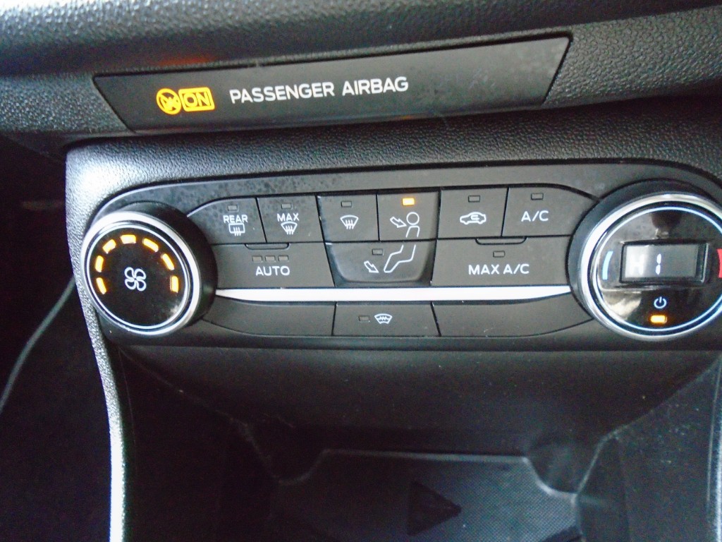 Used Ford Fiesta 2019 for sale - 76413863: Photo 22