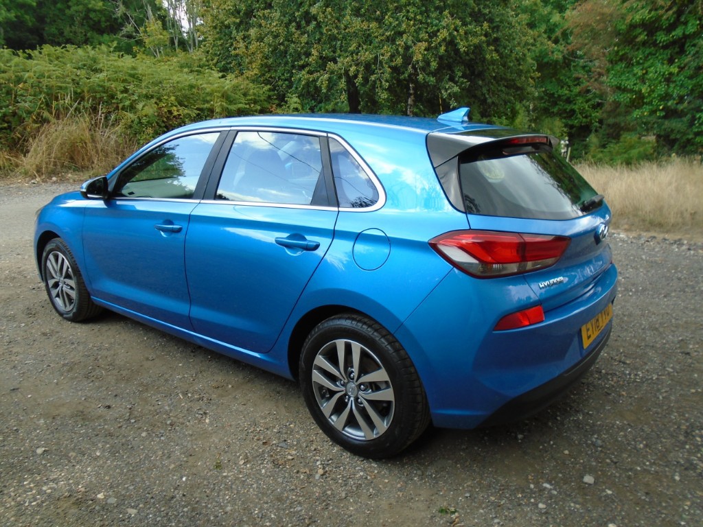 Used Hyundai i30 2018 for sale - 76413868: Photo 4
