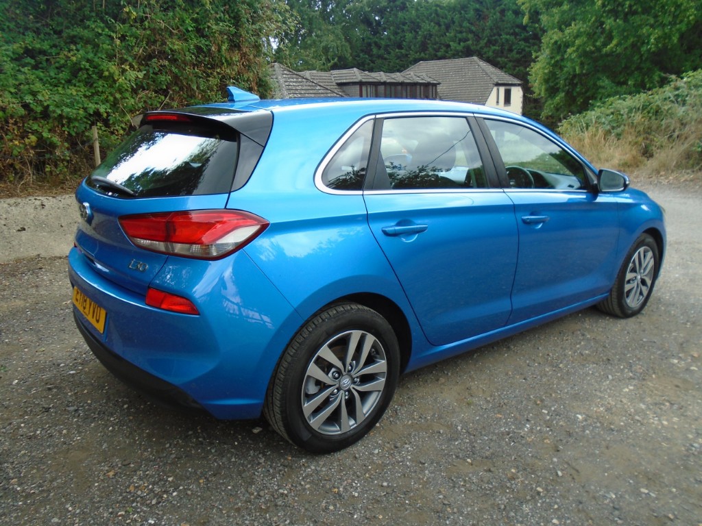 Used Hyundai i30 2018 for sale - 76413868: Photo 5