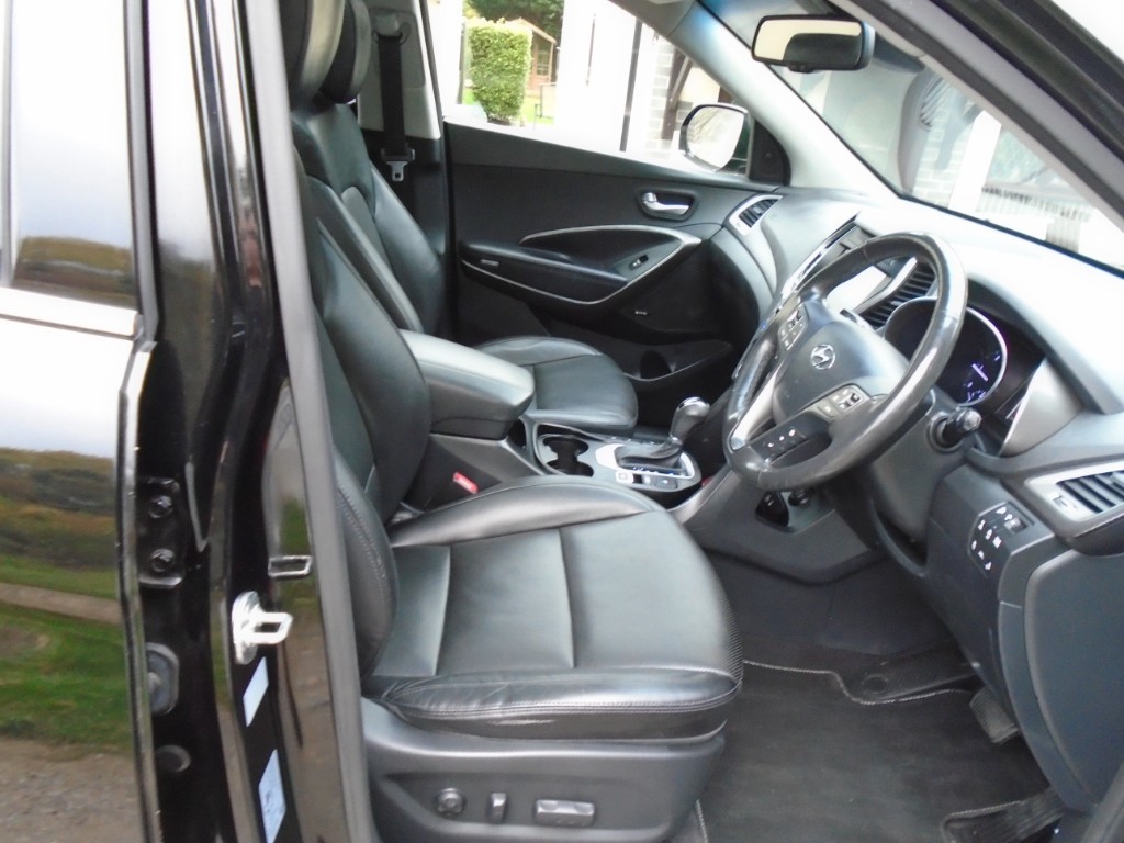 Used Hyundai Santa Fe 2016 for sale - 76413875: Photo 11