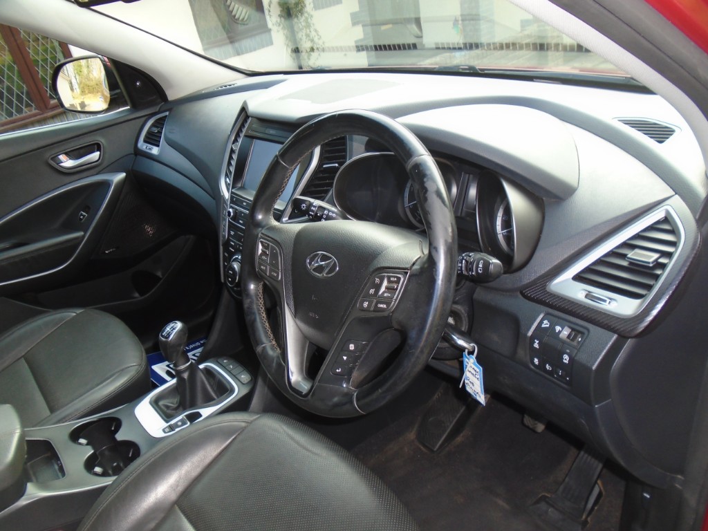 Used Hyundai Santa Fe 2017 for sale - 76413879: Photo 14