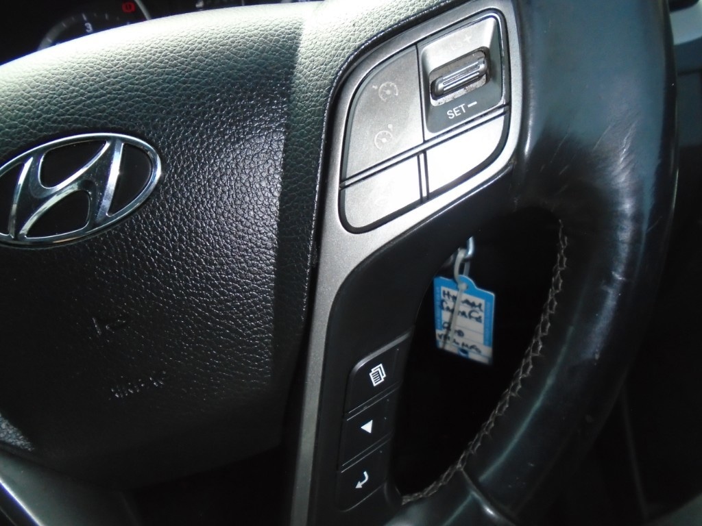 Used Hyundai Santa Fe 2017 for sale - 76413879: Photo 26