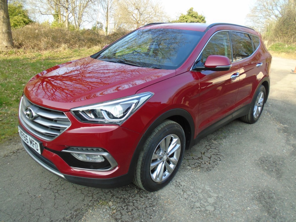 Used Hyundai Santa Fe 2017 for sale - 76413879: Photo 3