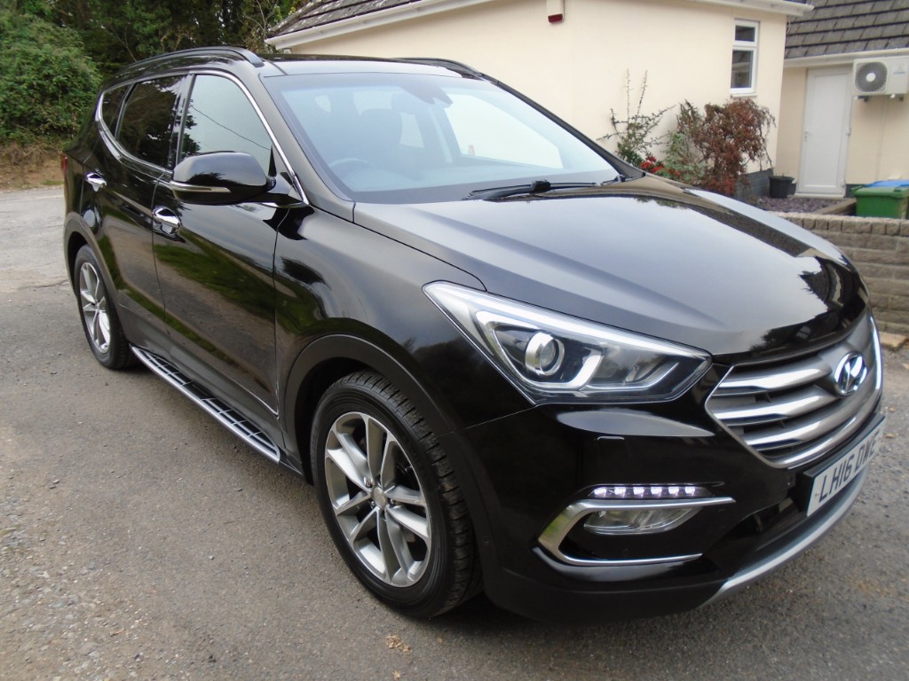 Used Hyundai Santa Fe 2016 for sale - 76606051: Photo 1