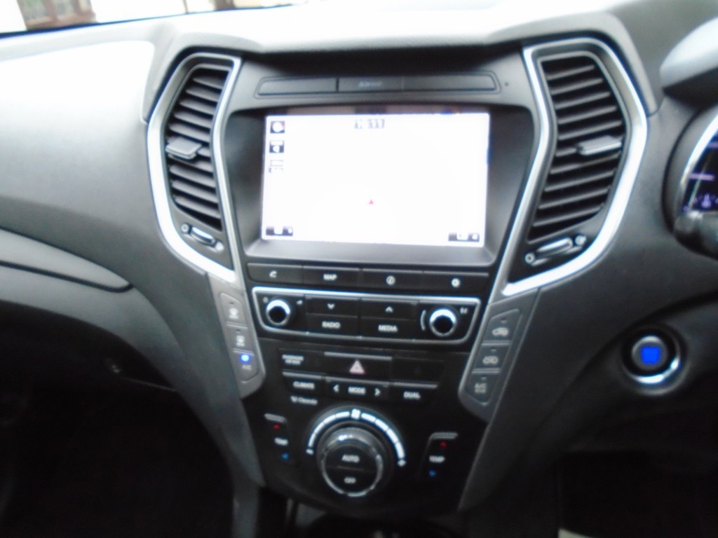 Used Hyundai Santa Fe 2016 for sale - 76606051: Photo 23