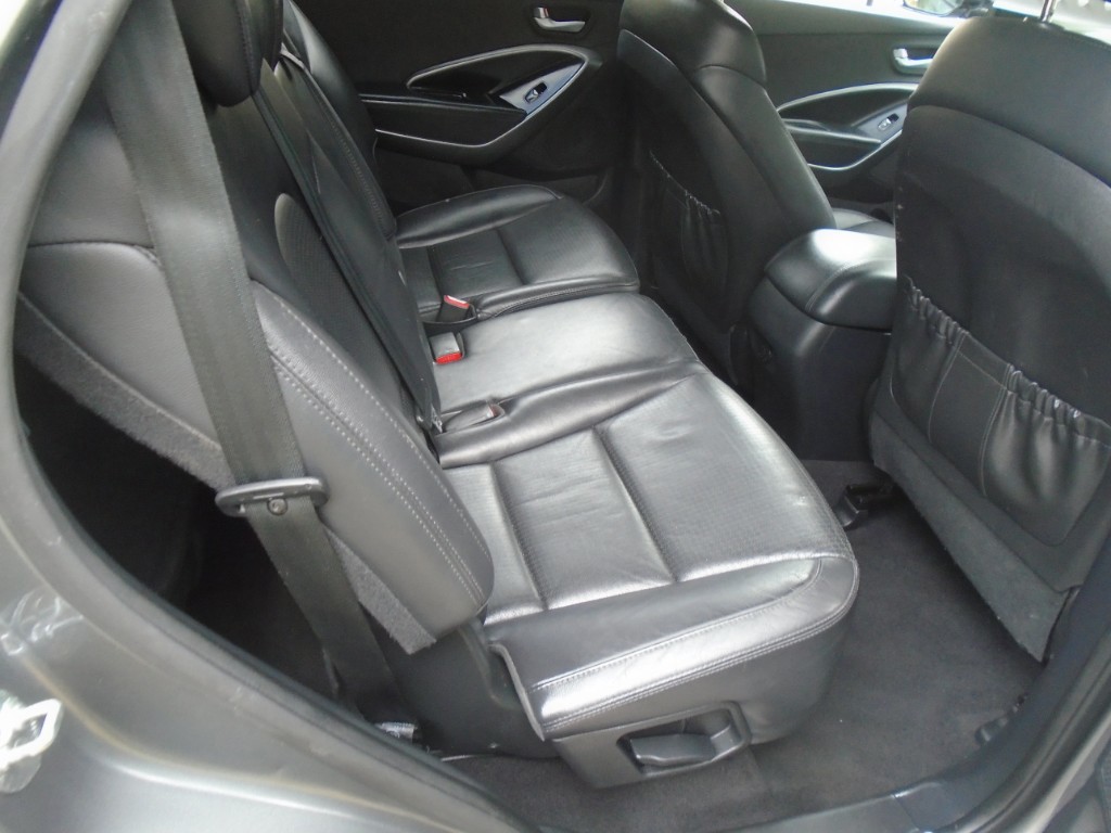 Used Hyundai Santa Fe 2013 for sale - 76413873: Photo 10