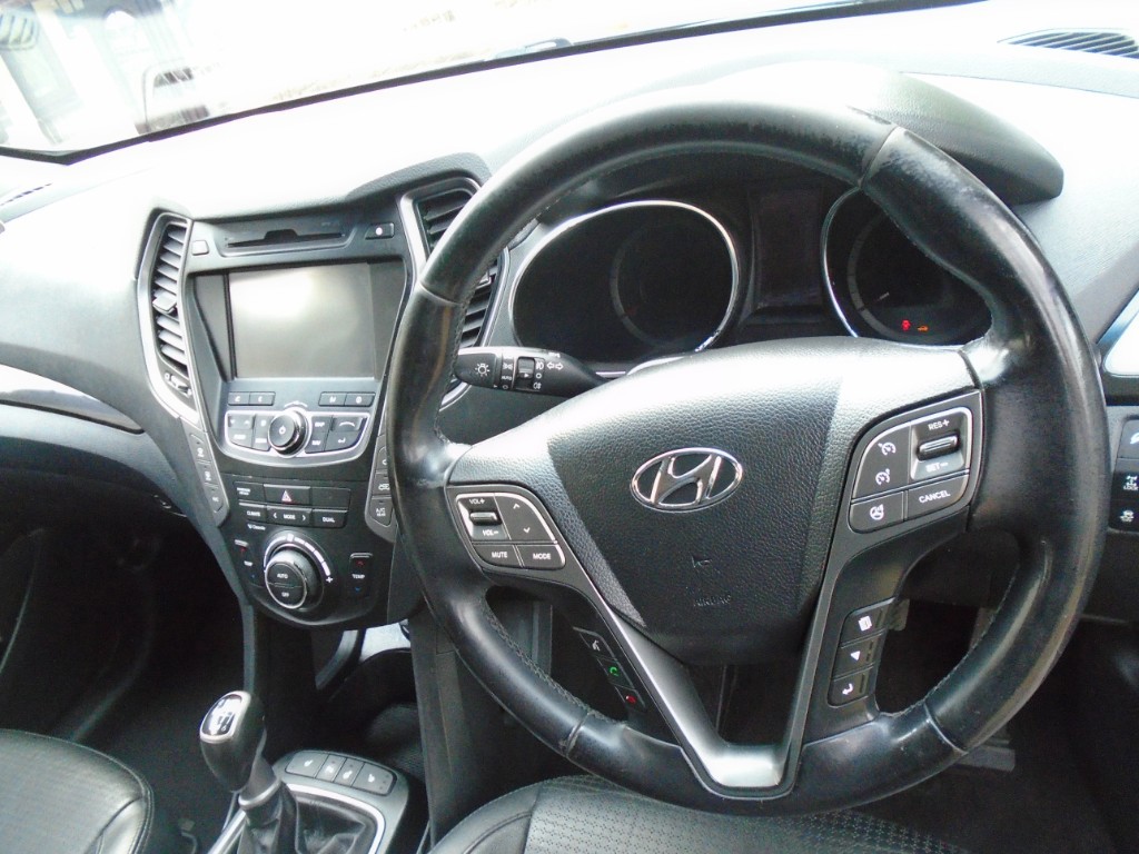 Used Hyundai Santa Fe 2013 for sale - 76413873: Photo 14
