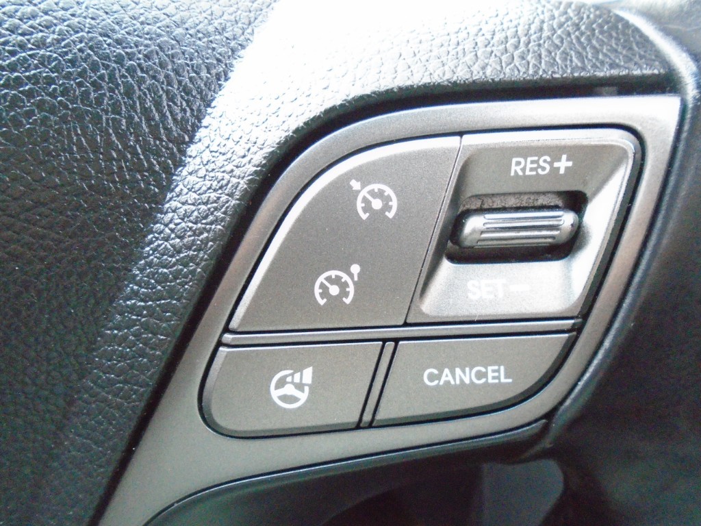 Used Hyundai Santa Fe 2013 for sale - 76413873: Photo 17