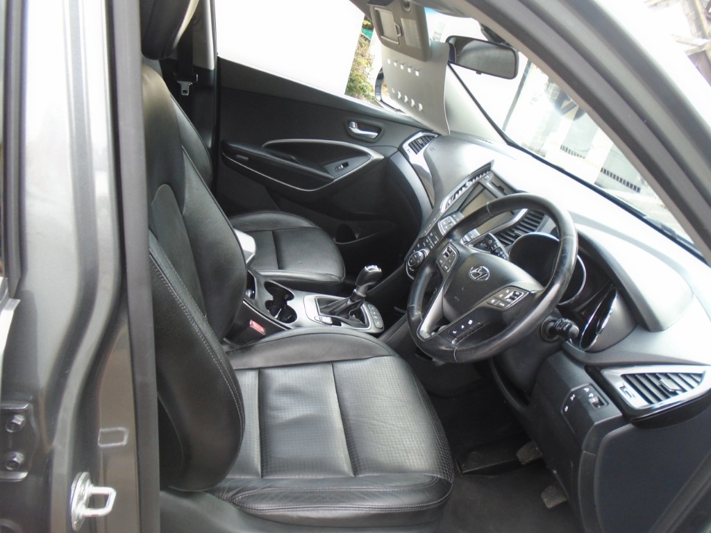 Used Hyundai Santa Fe 2013 for sale - 76413873: Photo 9