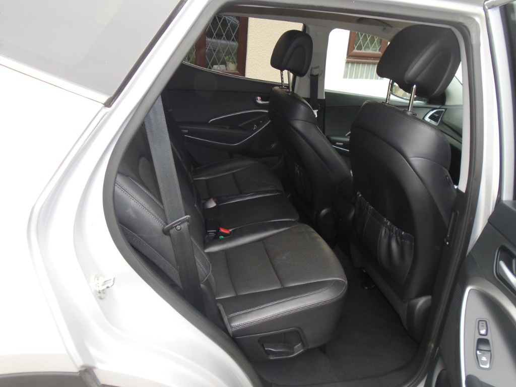 Used Hyundai Santa Fe 2015 for sale - 76413877: Photo 11