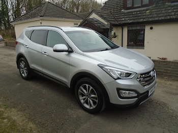 Used Hyundai Santa Fe 2015 for sale - 76413877: Photo