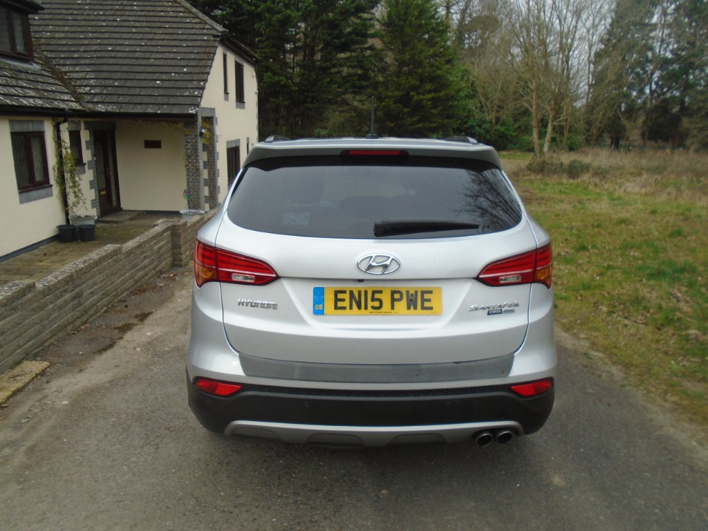 Used Hyundai Santa Fe 2015 for sale - 76413877: Photo 5