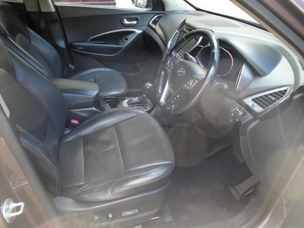 Used Hyundai Santa Fe 2014 for sale - 76413878: Photo 11