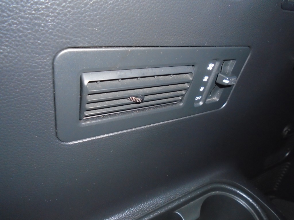 Used Hyundai Santa Fe 2014 for sale - 76413878: Photo 15