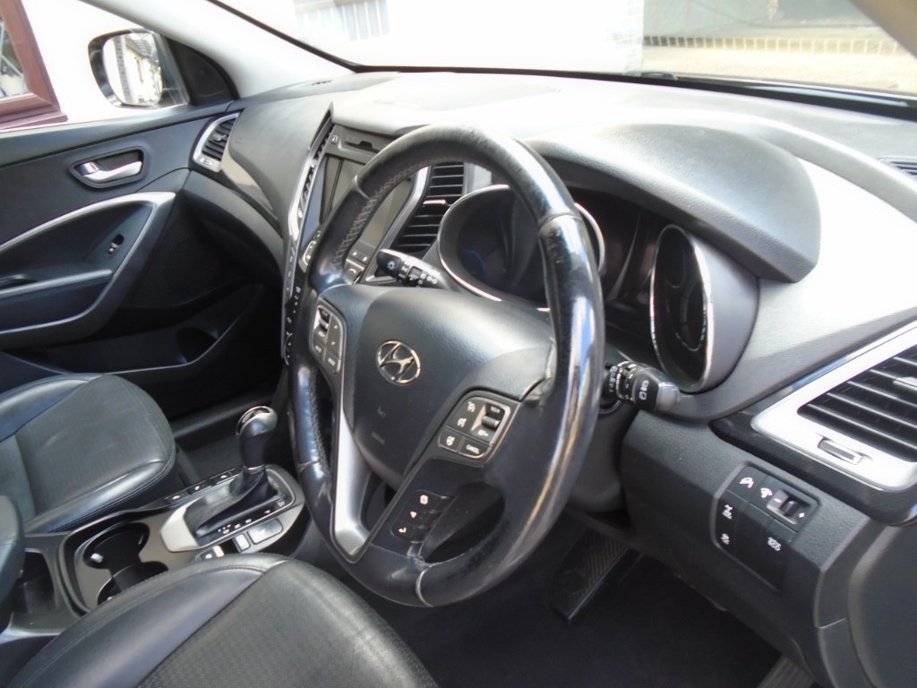 Used Hyundai Santa Fe 2014 for sale - 76413878: Photo 18