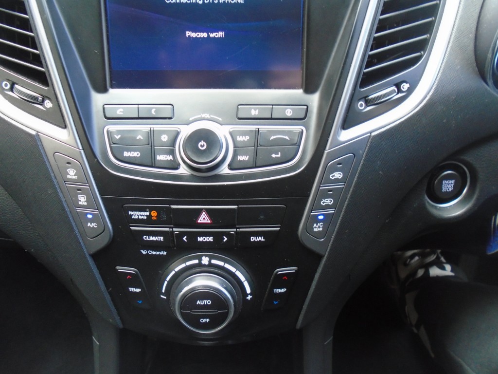 Used Hyundai Santa Fe 2014 for sale - 76413878: Photo 24