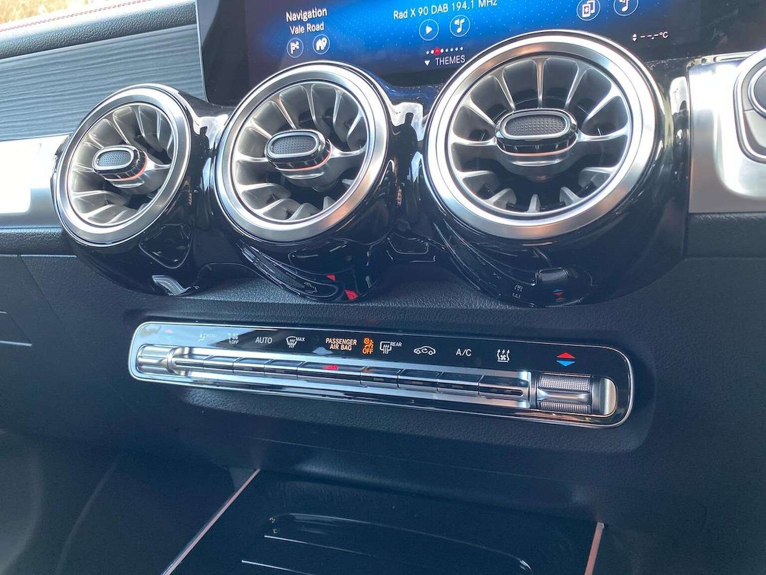 Used Mercedes-Benz EQB 2023 for sale - 77789539: Photo 12