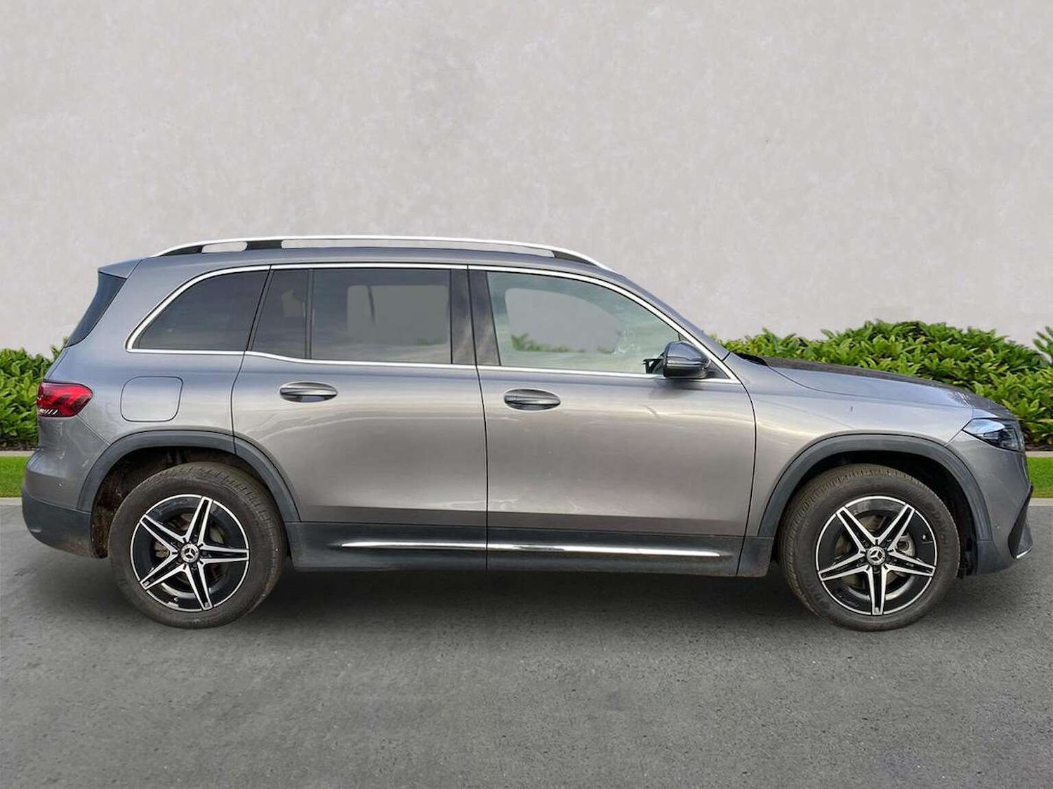 Used Mercedes-Benz EQB 2023 for sale - 77789539: Photo 3