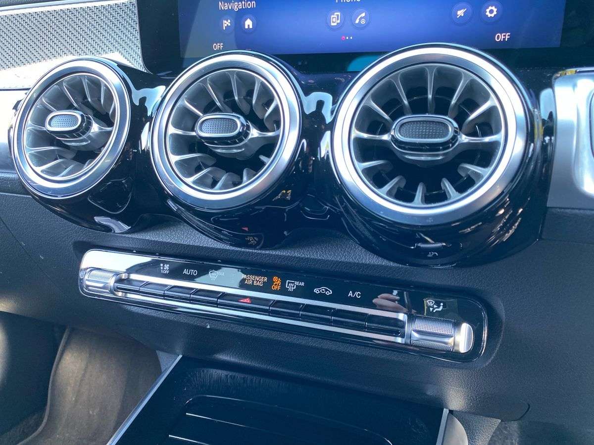 Used Mercedes-Benz GLB 2024 for sale - 78192164: Photo 12