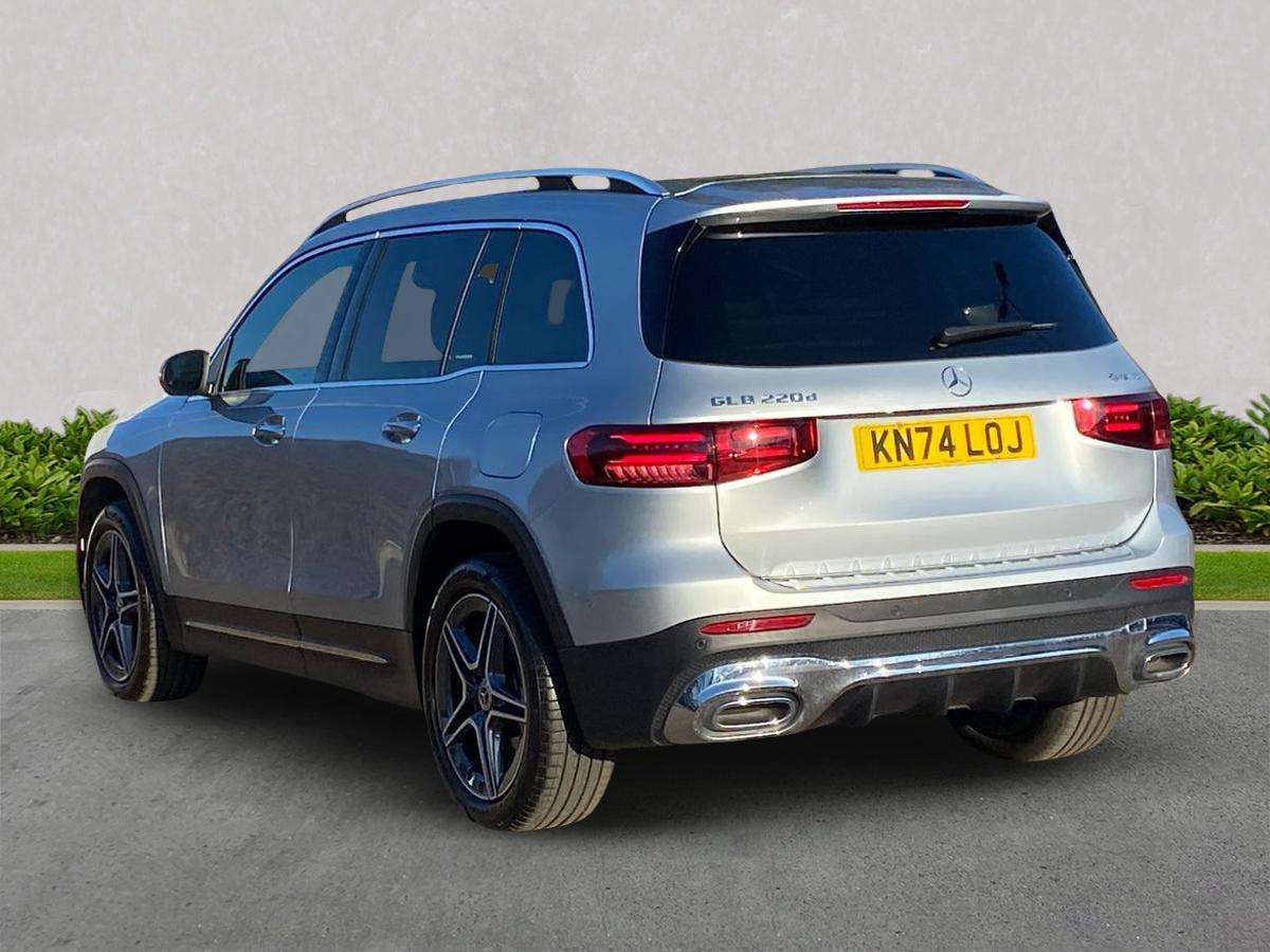 Used Mercedes-Benz GLA 2025 for sale - 78122799: Photo 2