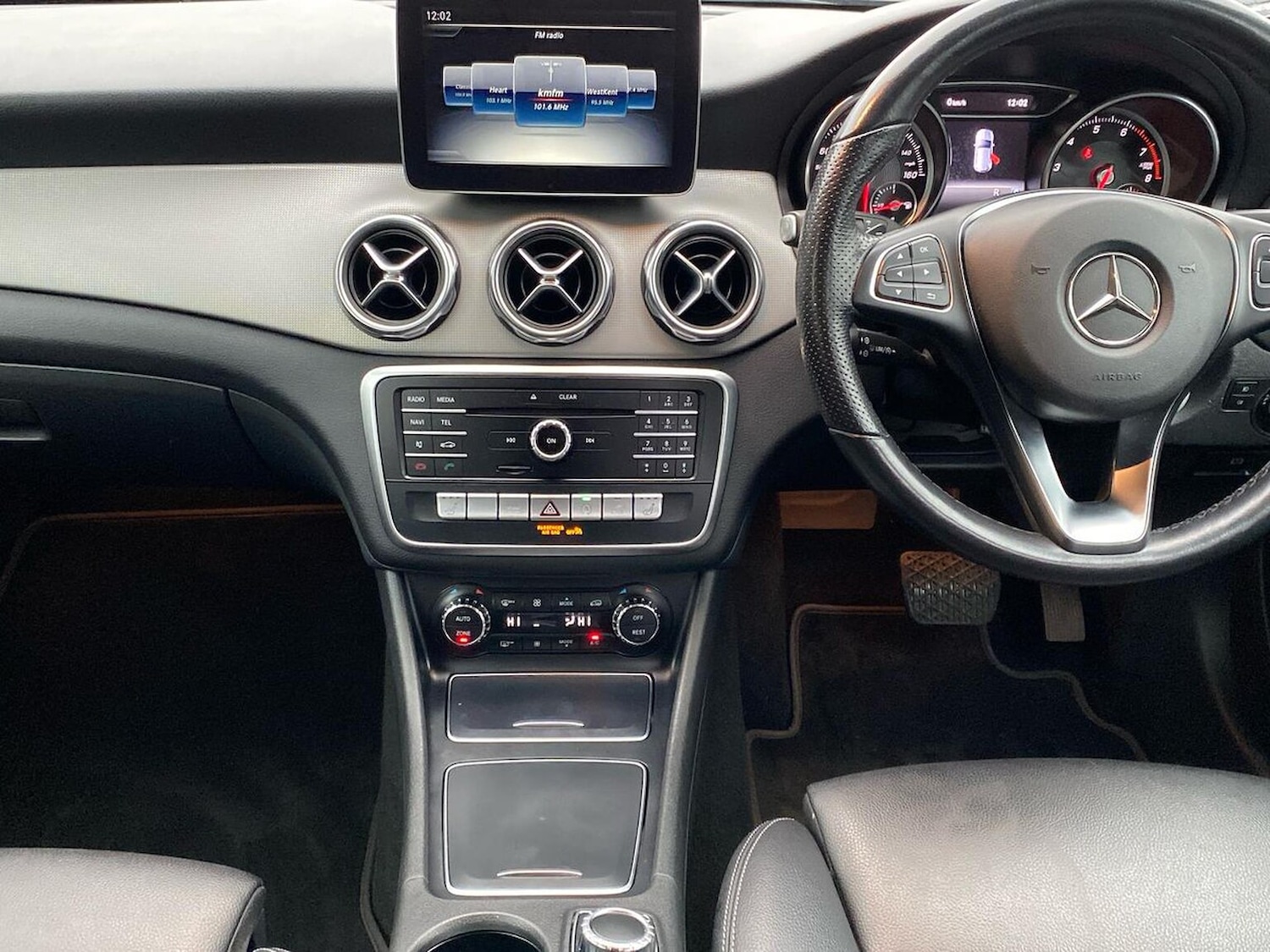 Used Mercedes-Benz GLA 2018 for sale - 77033487: Photo 13