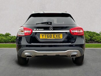 Used Mercedes-Benz GLA 2018 for sale - 77033487: Photo